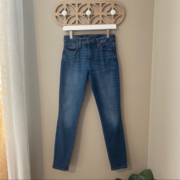Universal Thread High Rise Skinny Jeans Sz 4 - Picture 1 of 9